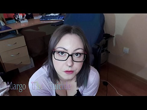 ❤️ Une fille sexy avec des lunettes suce profondément un gode devant la caméra ❤️❌ Fuck vidéo at us fr.goodseller.top ﹏