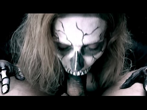 ❤️ Une fille démoniaque suce une bite avec sa bouche noire et avale le sperme. ❤️❌ Fuck vidéo at us fr.goodseller.top ﹏